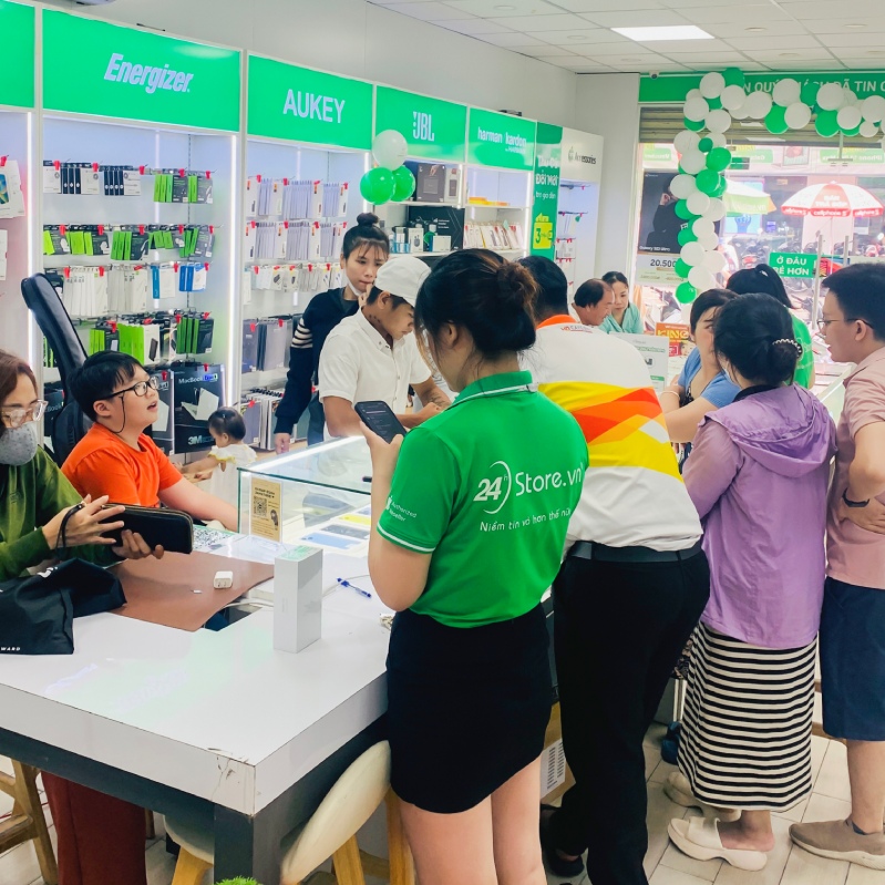 Sở hữu iPhone 15 Pro Max tại 24hStore