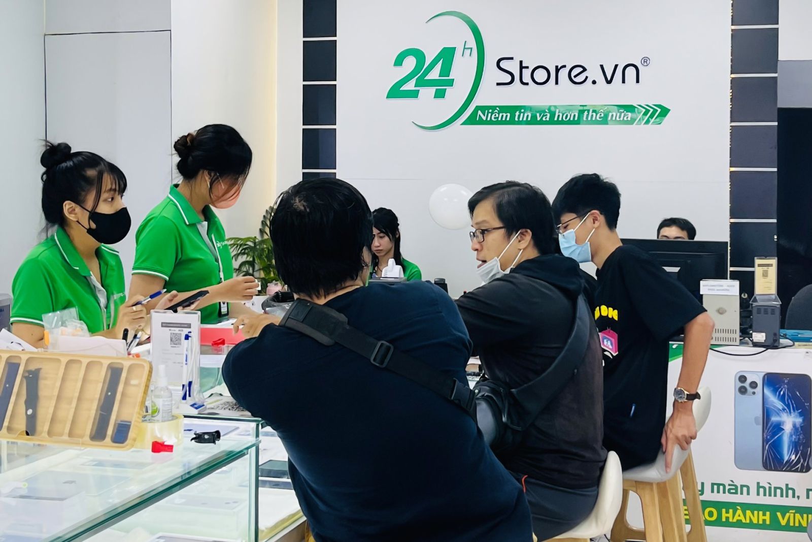 iPhone 15 Plus 512GB Mua iPhone 15 Plus tại 24hStore