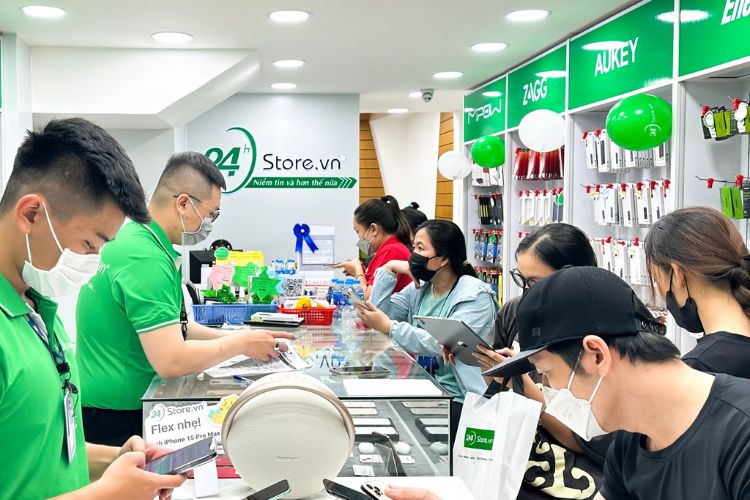 Apple Watch SE 2023 tại 24hStore