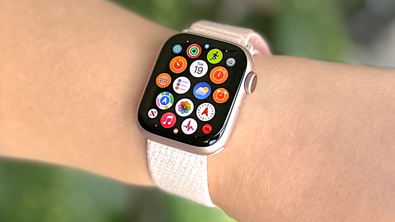 Apple Watch SE 2023