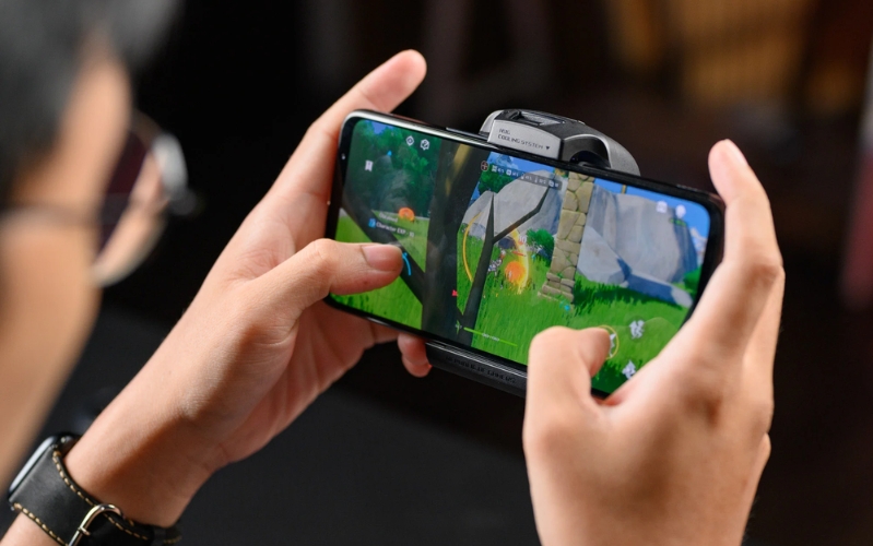 Asus ROG Phone 7 sở hữu tần số quét vượt trội