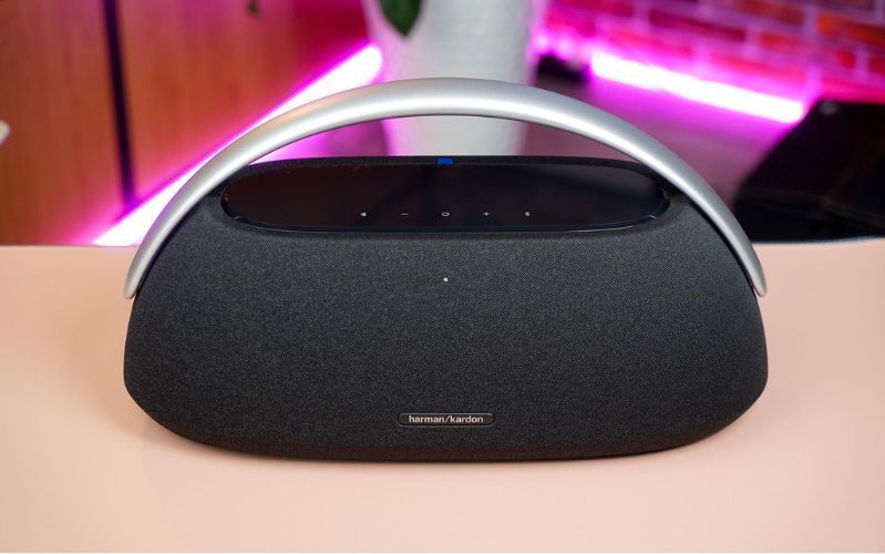 Thiết kế độc đáo và thân thiện với môi trường, phản ánh sự hài hòa giữa nghệ thuật và bảo vệ thiên nhiên.