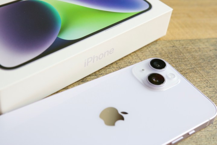 iPhone 15 cũ iPhone 15 tiêu chuẩn cũ