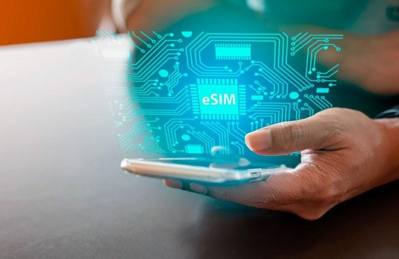 Đăng ký eSIM qua ứng dụng hoặc website của nhà mạng