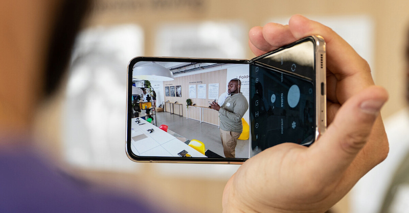 Samsung Galaxy Z Flip5 5G Cũ  Samsung Galaxy Z Flip5 5G Cũ