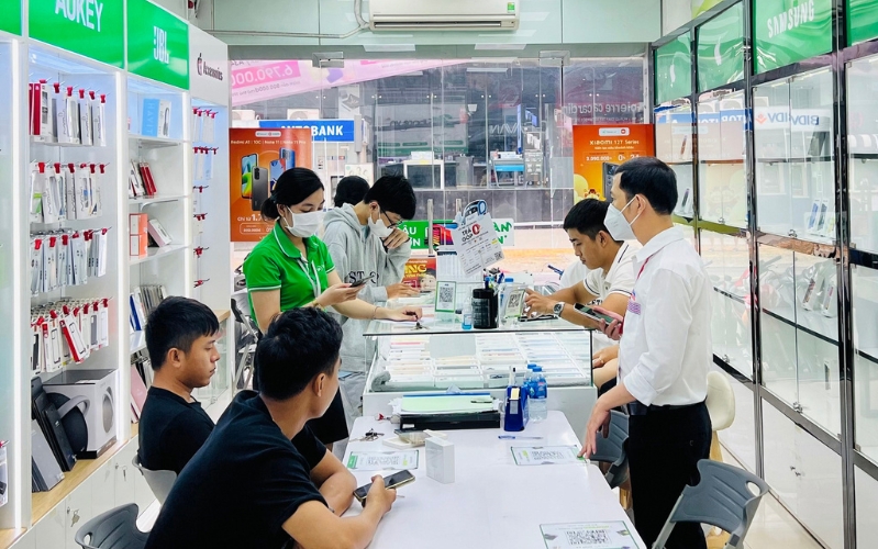 Mua Apple Watch Series 9 - 45mm - GPS - mặt nhôm, dây cao su Cũ chính hãng