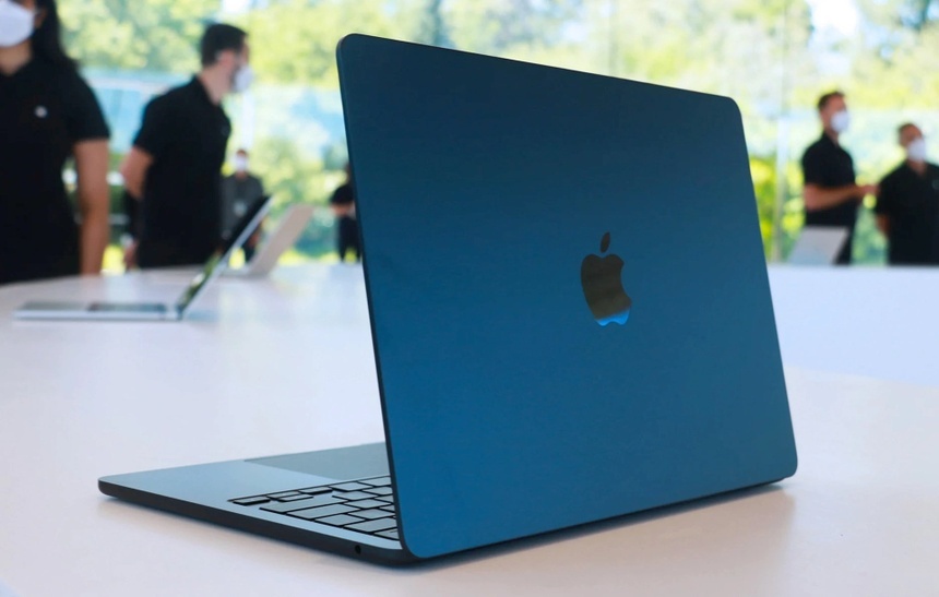 MacBook Air 13.6 inch 2022 M2 Cũ chính hãng