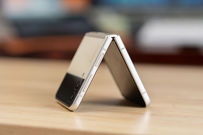 Samsung Galaxy Z Flip3 5G cũ Là chiếc điện thoại xứng đáng để chi tiền