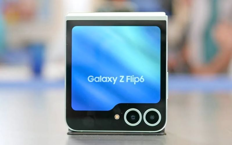 Samsung Galaxy Z Flip6