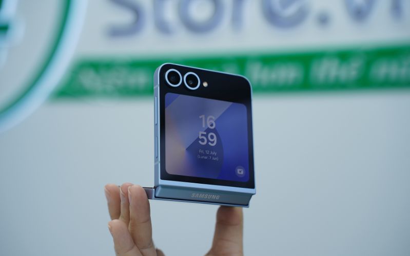 Samsung Galaxy Z Flip6 Chính Hãng Dung lượng pin mang tới trải nghiệm tuyệt vời