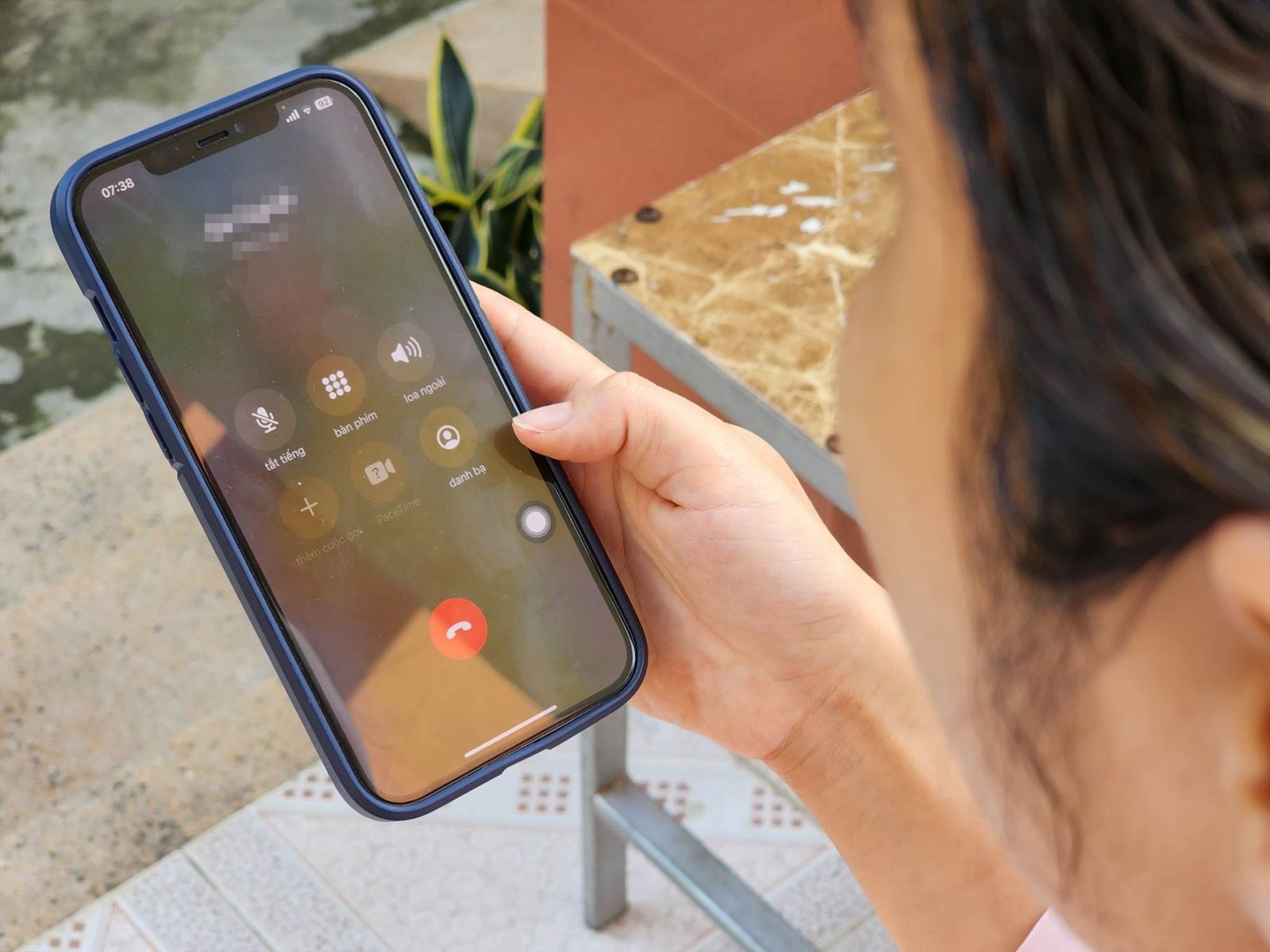 cảnh giác với các cuộc gọi yêu cầu chuyển tiền