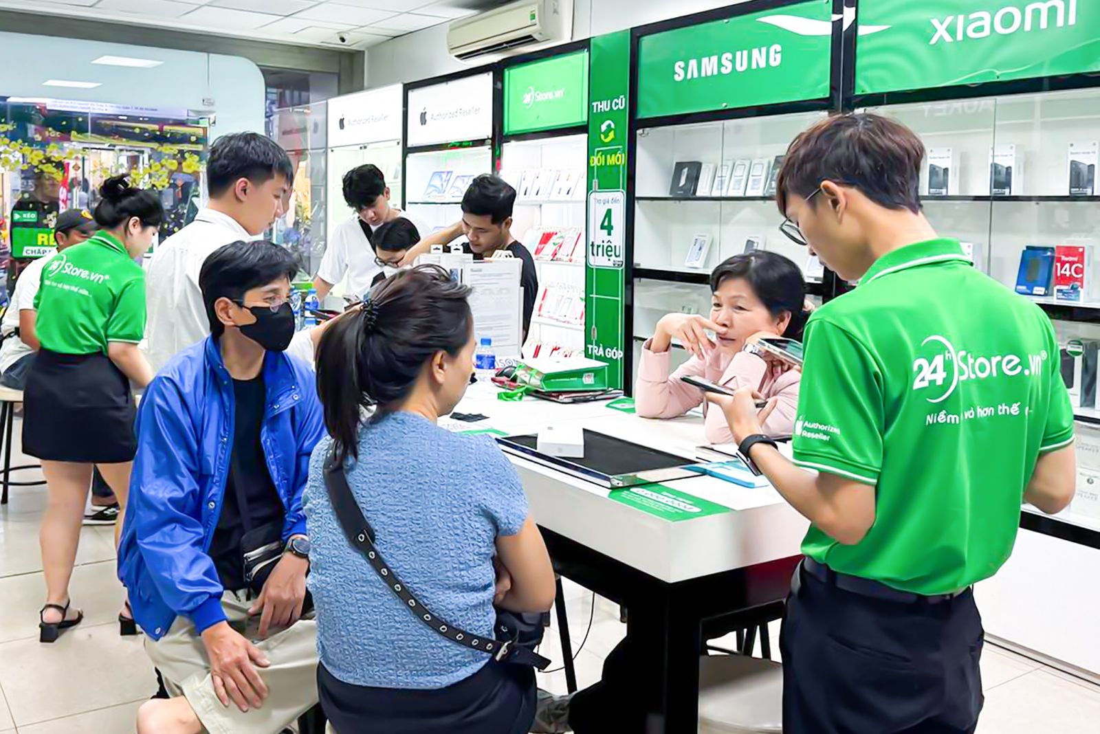 Samsung Galaxy S25 Ultra 256GB Chính Hãng Có nên mua Samsung S25 Ultra 24hStore?