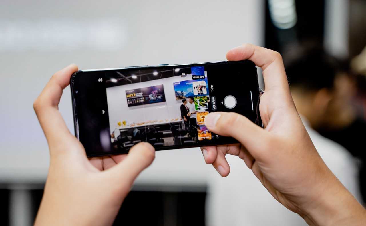 Samsung Galaxy S25 Ultra vs. Asus ROG Phone 7 Ultimate: Cuộc chiến giữa hiệu năng và trải nghiệm chơi game 6