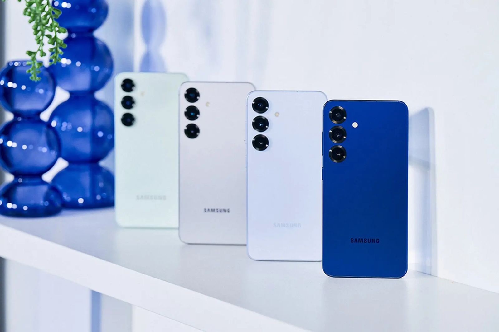 2. Nên chọn Galaxy S25 Plus hay OPPO Find X8 Pro?