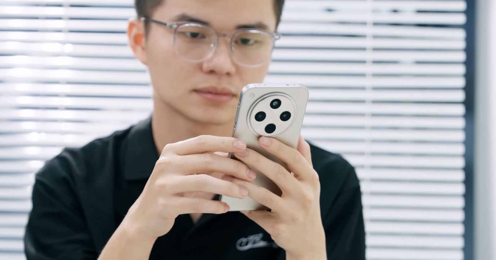 2. Nên chọn Galaxy S25 Plus hay OPPO Find X8 Pro?