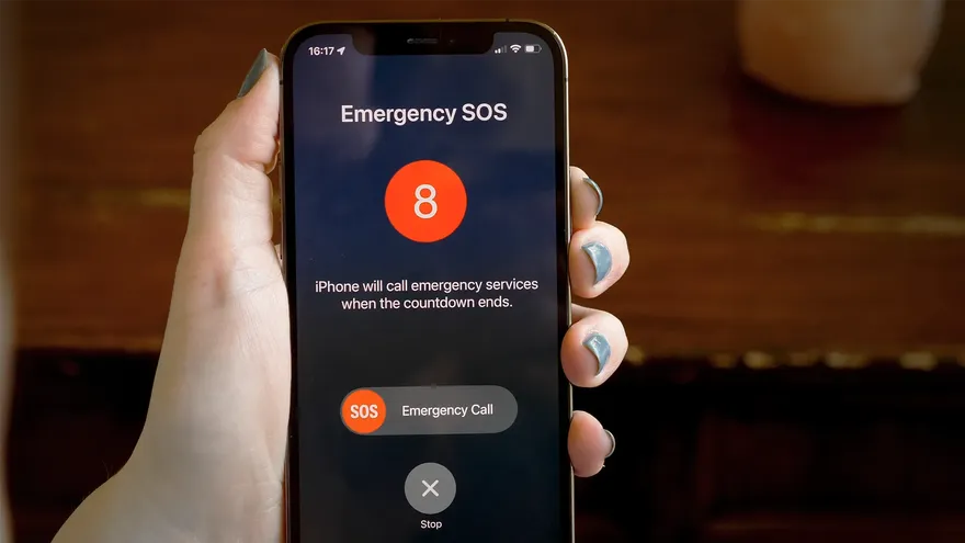 6-cach-iphone-se-bao-ve-ban-trong-tinh-huong-nguy-hiem-2