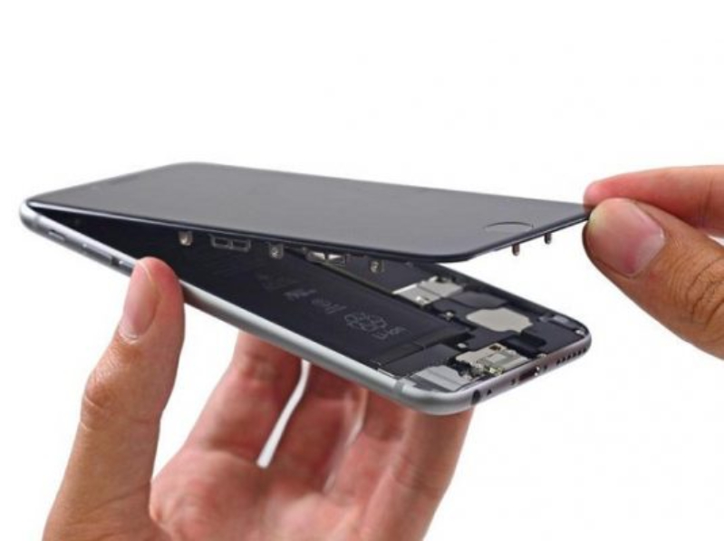 Thay màn hình iPhone 11 Pro 4