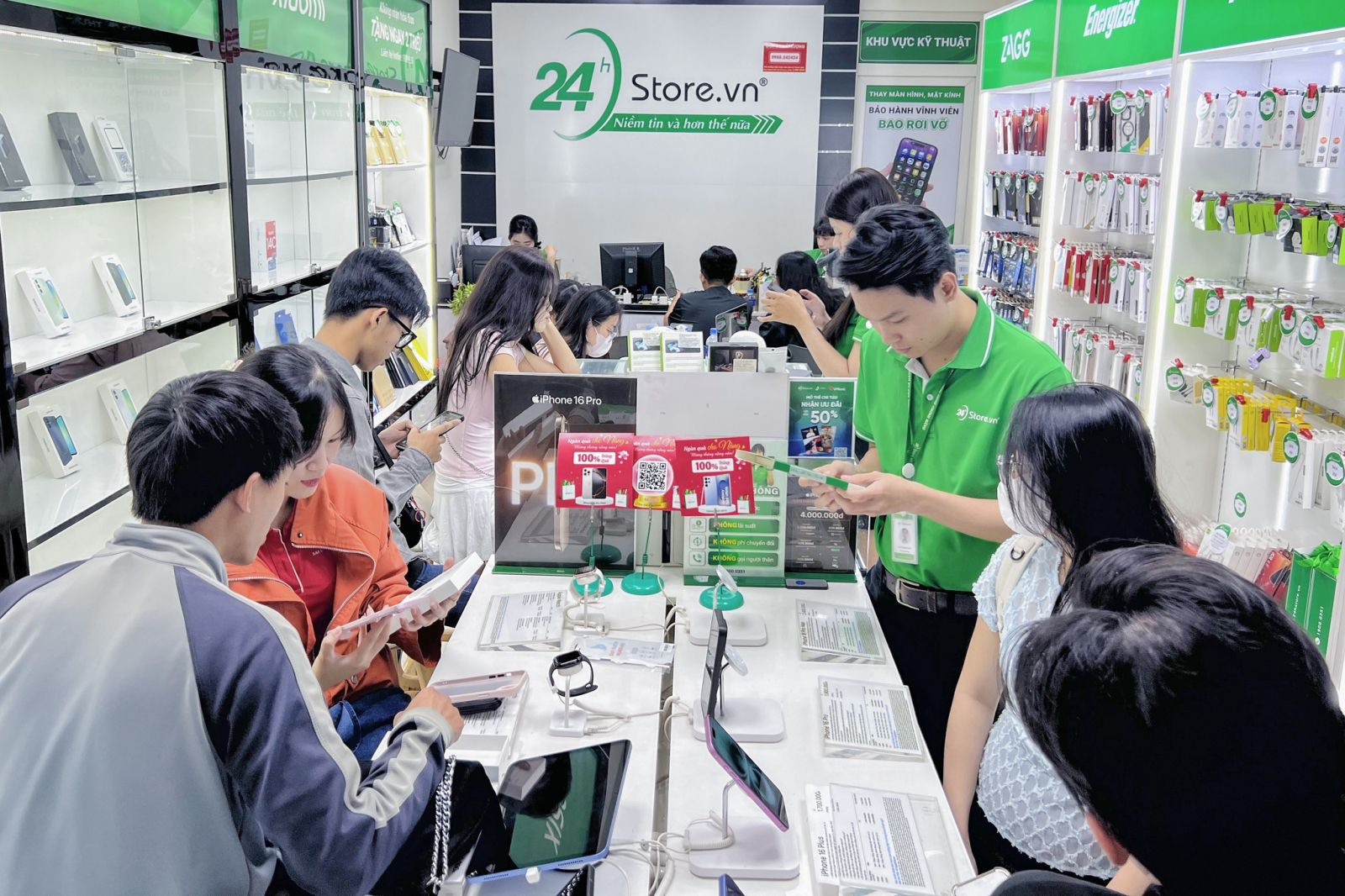 Thay màn hình iPhone 11 Pro 9