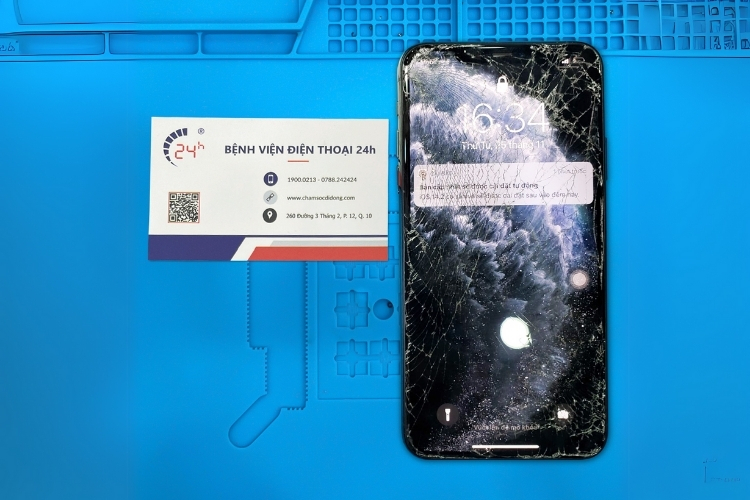 Thay màn hình iPhone 12 7