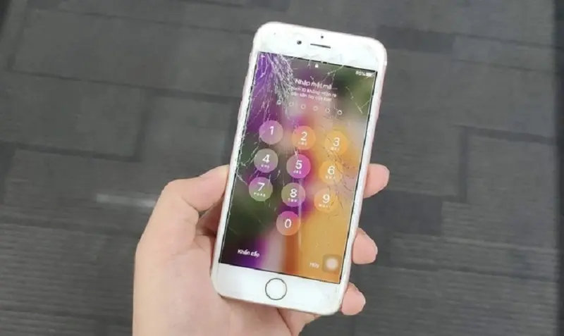 Thay màn hình iPhone 6s 1
