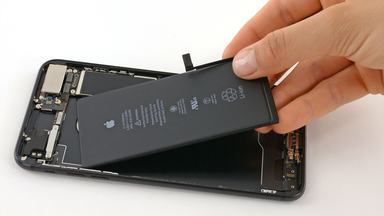 Thay màn hình iPhone 7 Plus 4