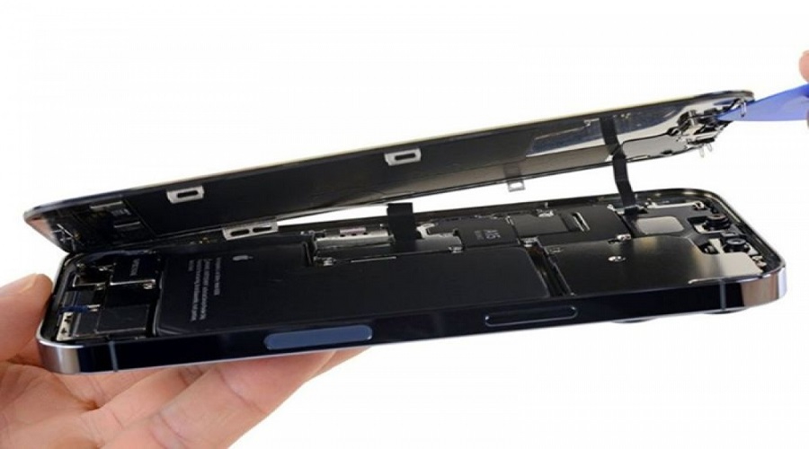 Thay pin iPhone 13 Pro Max 2