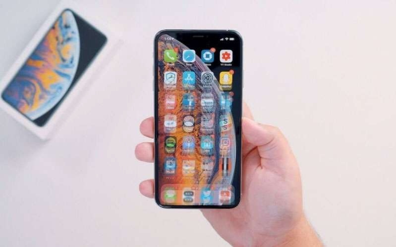 thay màn hình iPhone XS