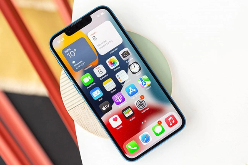 Thay pin iPhone 13 Mini 6