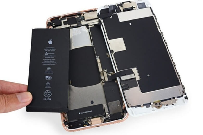 Thay pin iPhone 8 1