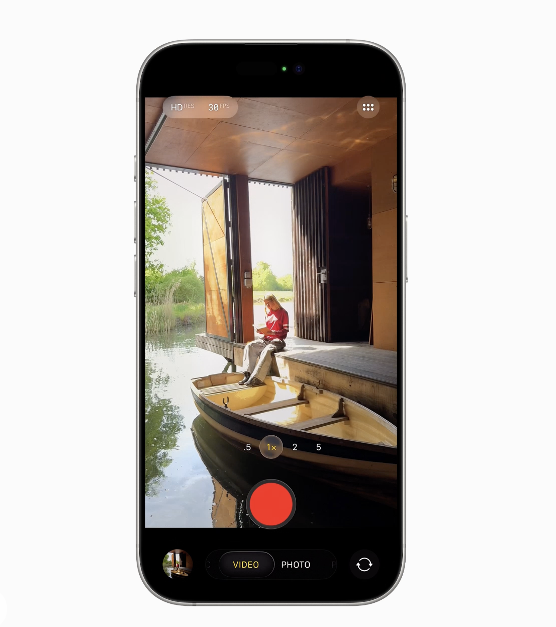 1.3. Các ứng dụng quen thuộc được thiết kế lại đồng bộ