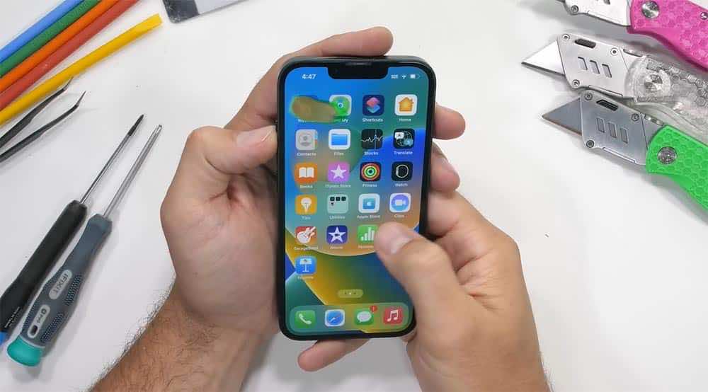 thay-man-hinh-iphone-14-plus-6