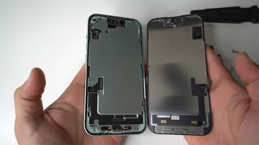 Thay màn hình iPhone 15 Plus 4
