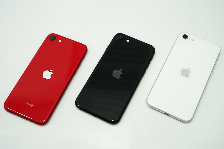 Thay pin iPhone SE 3