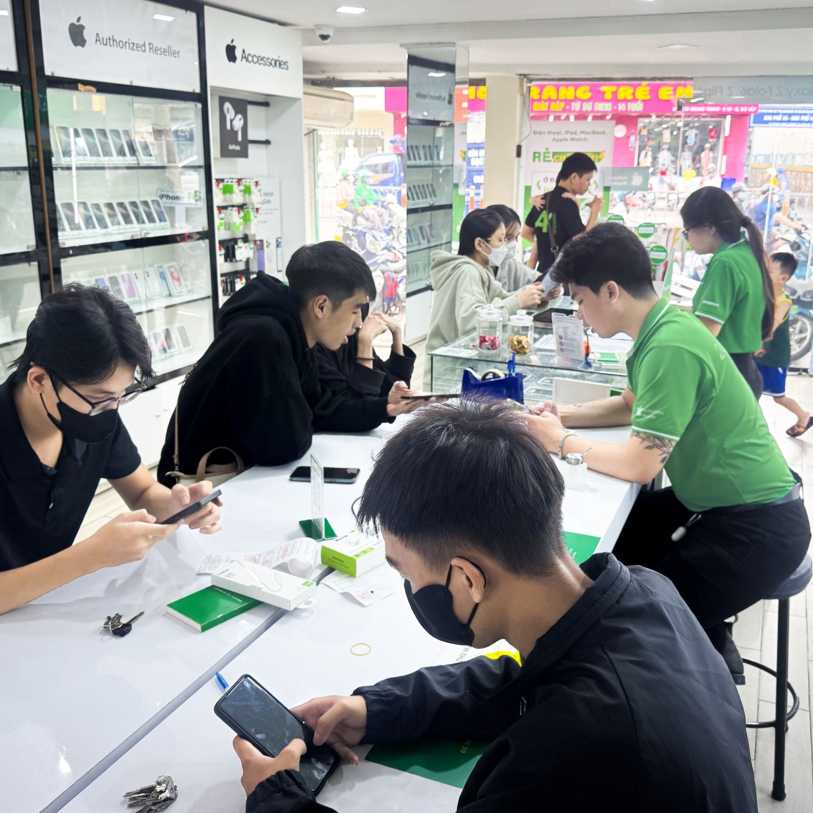 Galaxy Z Flip7 có gì mới? Đây là 4 điều có thể bạn chưa từng nghe tới! Galaxy Z Flip7 có gì mới? Đây là 4 điều có thể bạn chưa từng nghe tới!