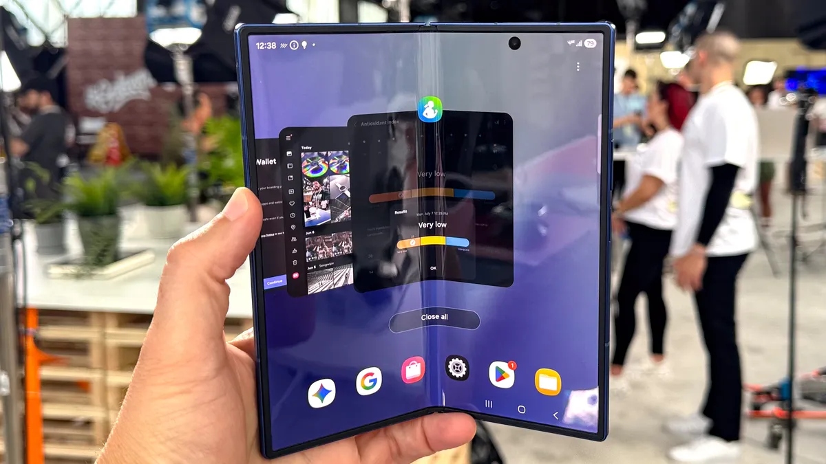4. Những ai nên chọn Samsung Galaxy Z Fold7 5G 12GB/256GB Chính Hãng?