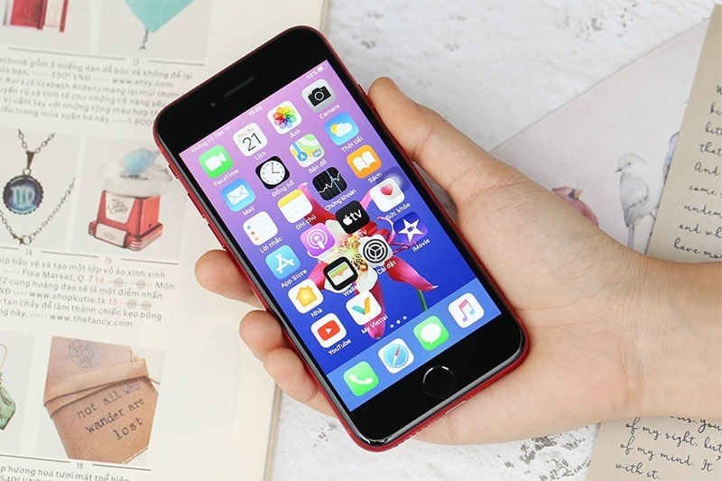 Thay màn hình iPhone SE 2020 5