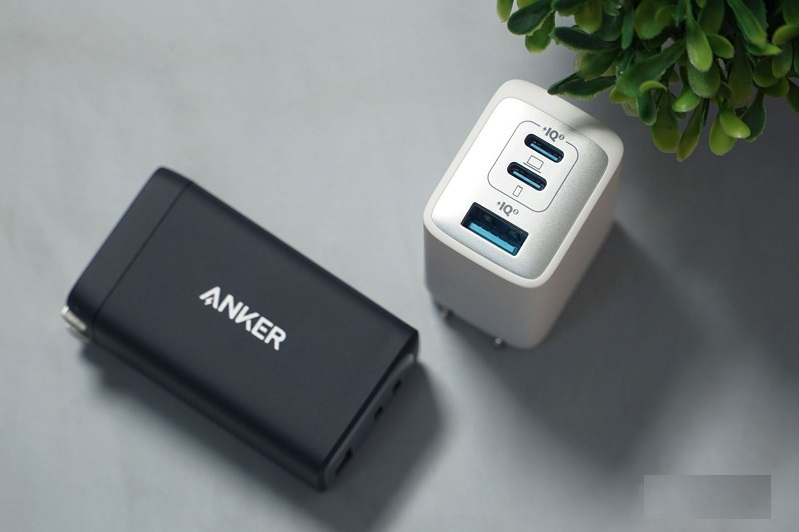 Cốc sạc Anker PowerPort III 3 cổng 65W A2667 3