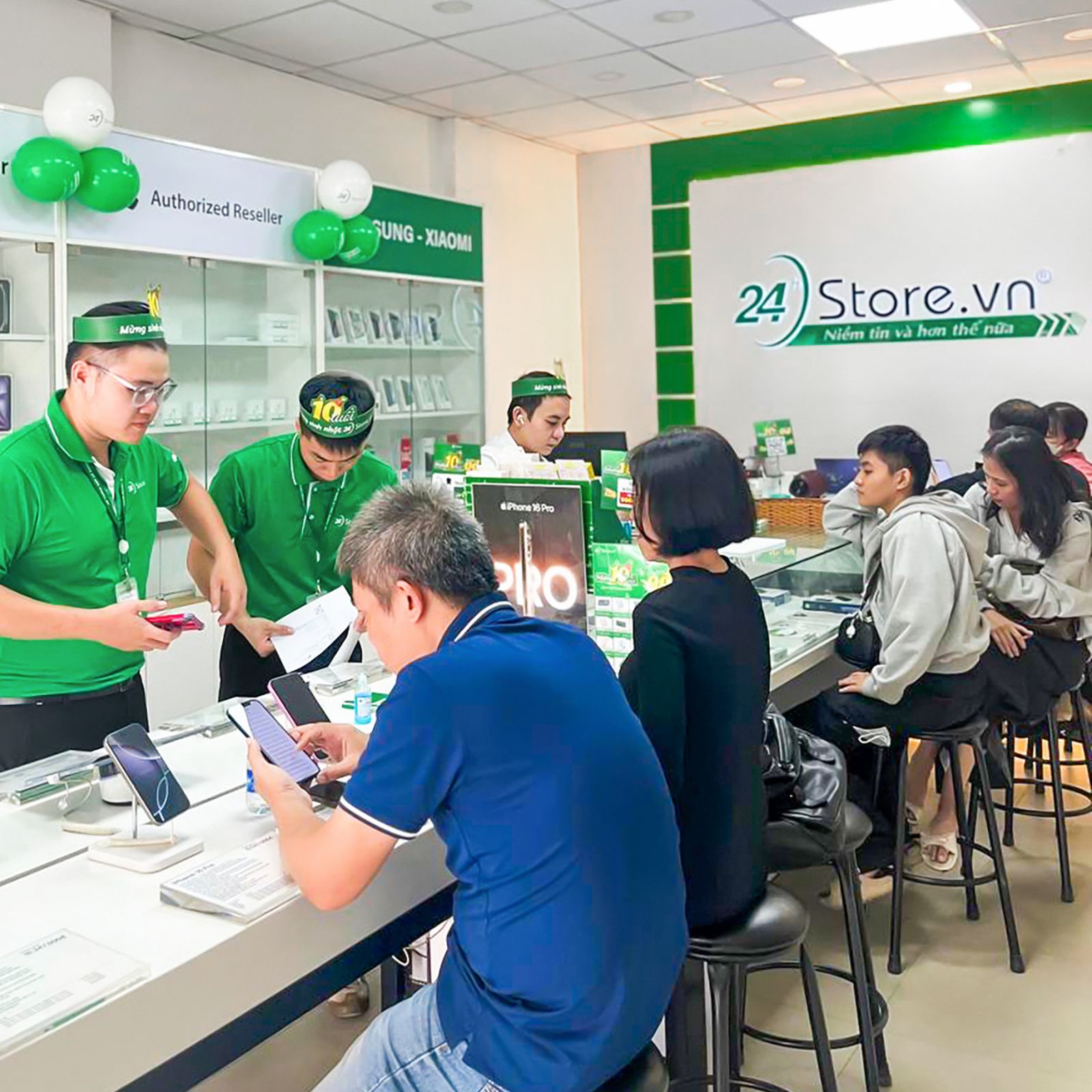 Thay kính lưng iPhone 16 Pro 6