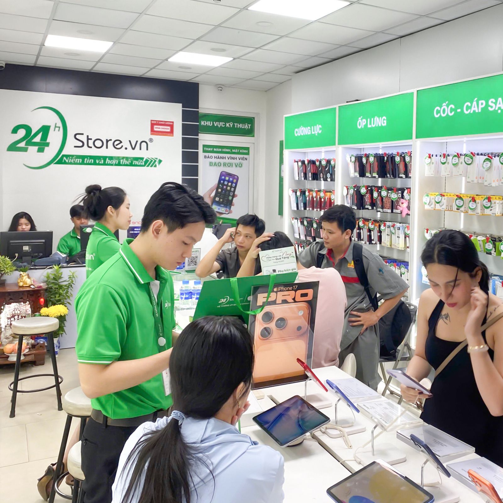 3.11. Thời lượng pin bền bỉ, sạc nhanh tiện lợi