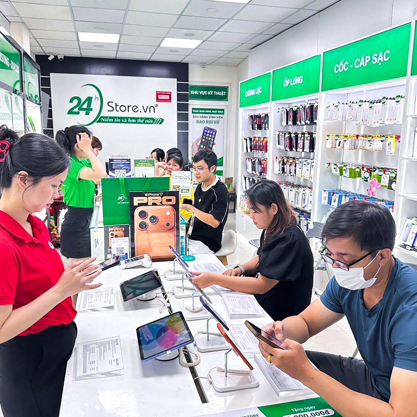 Thay loa iPhone 17 Pro 8