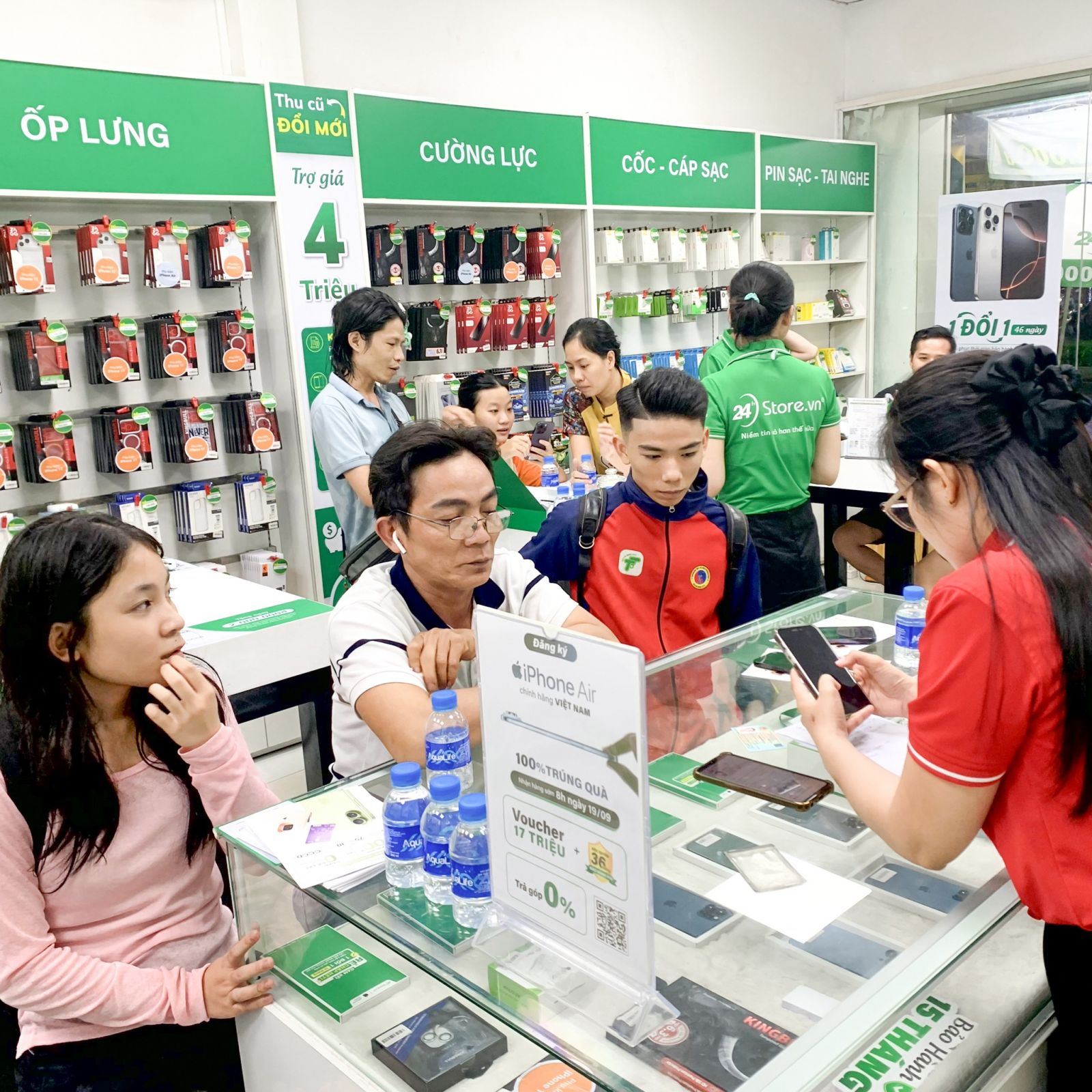 7. Vì sao nên mua Samsung Galaxy A17 LTE 8GB/128GB Cũ tại 24hStore?