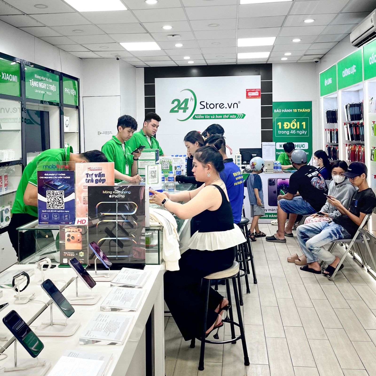 Thay m&agrave;n h&igrave;nh iPad Air 6 M2 13 inch 6