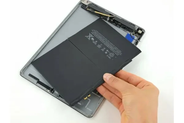 Thay pin iPad Gen 5 WiFi A1823
