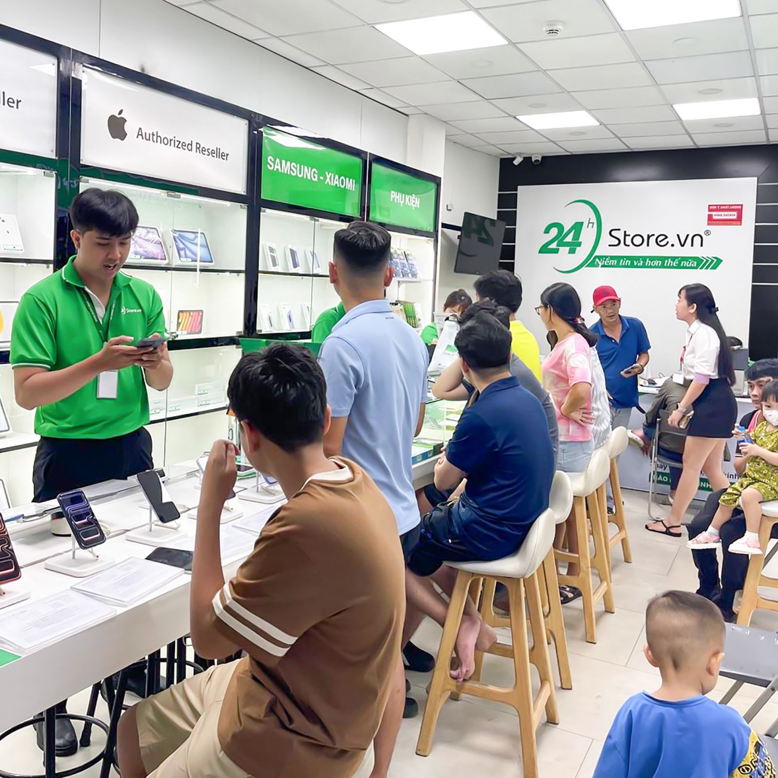 Sửa lỗi mất s&oacute;ng iPhone 17