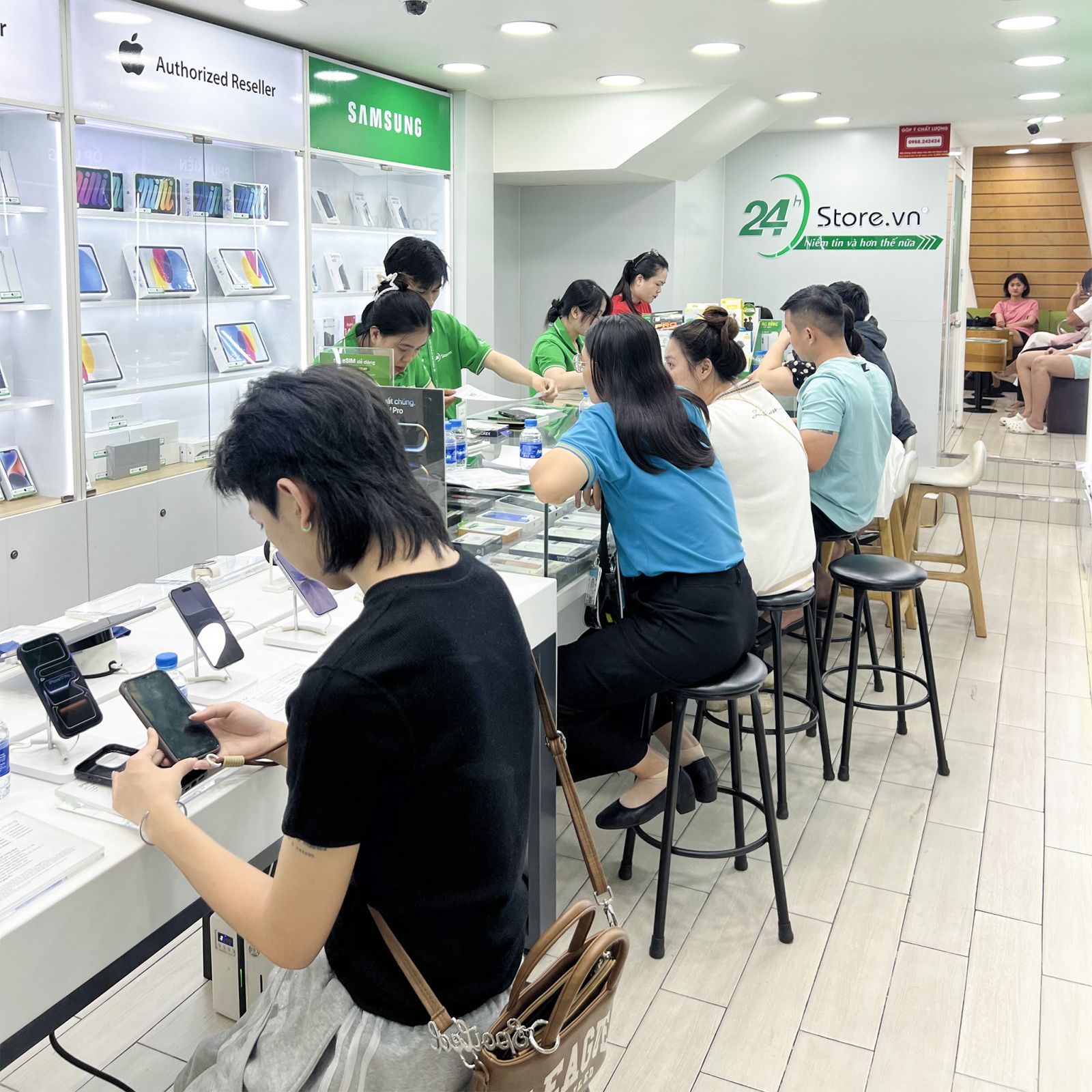 Sửa lỗi kh&ocirc;ng IMEI iPhone 17 Pro