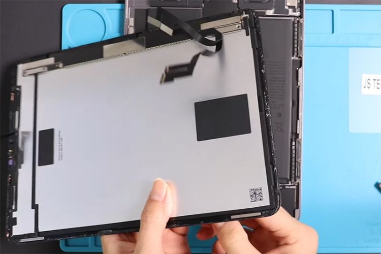 Thay màn hình iPad Pro 12.9 2020 3G (A2069, A2232)