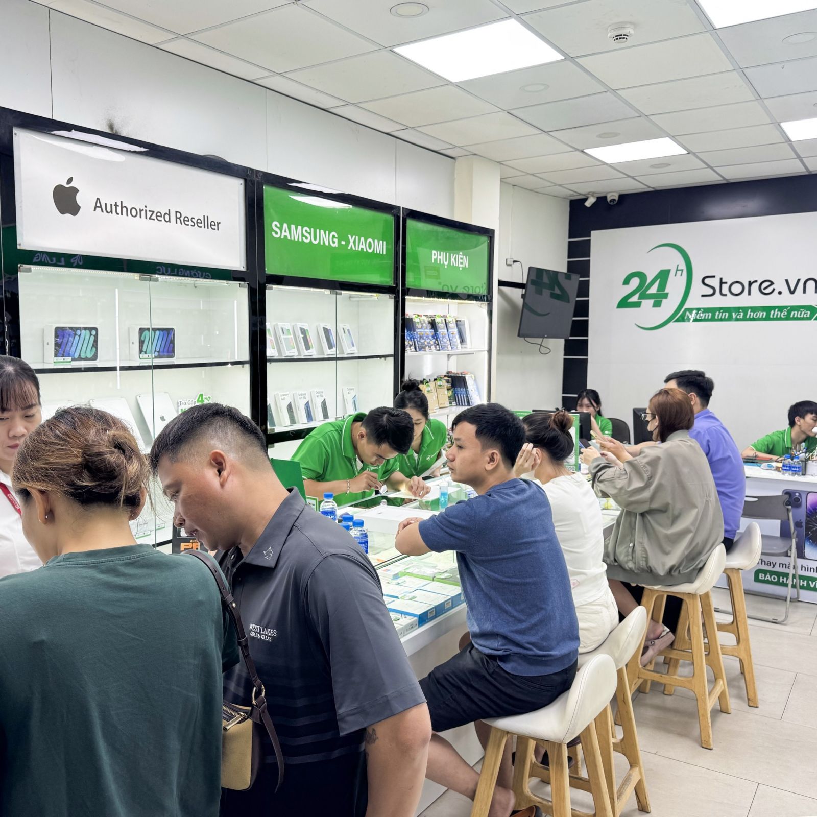 Thay màn hình iPad Pro 12.9 2020 3G (A2069, A2232)