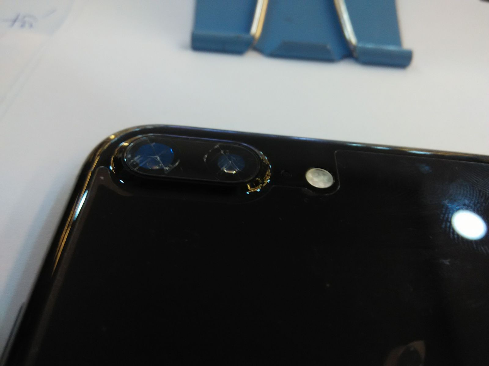 Thay kính Camera sau iPhone 7 Plus