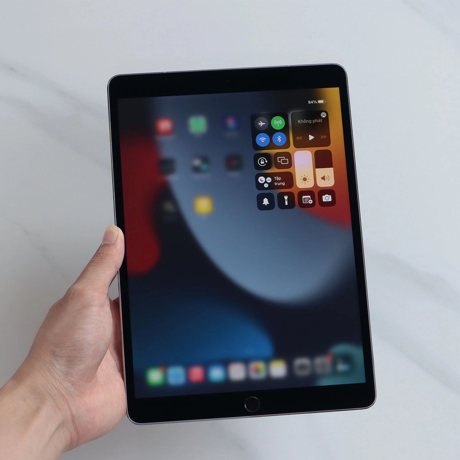 Thay m&agrave;n h&igrave;nh iPad Pro 10.5 2017 3G (A1709, A1852)