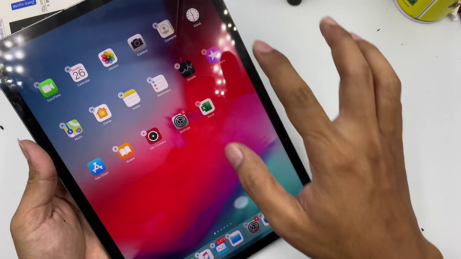 Thay m&agrave;n h&igrave;nh iPad Pro 11 2018 WiFi A1980